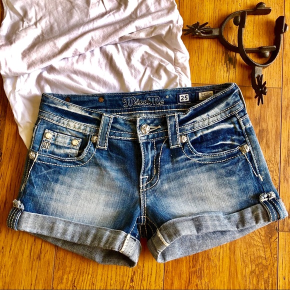 *Sold on Facebook* Miss Me 25 Cross - Picture 2 of 6